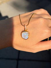 The Oracle - Raw Moonstone Necklace 18K