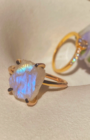 LUNE - Raw Moonstone Ring Gold Vermeil 18K/Sterling Silver 925