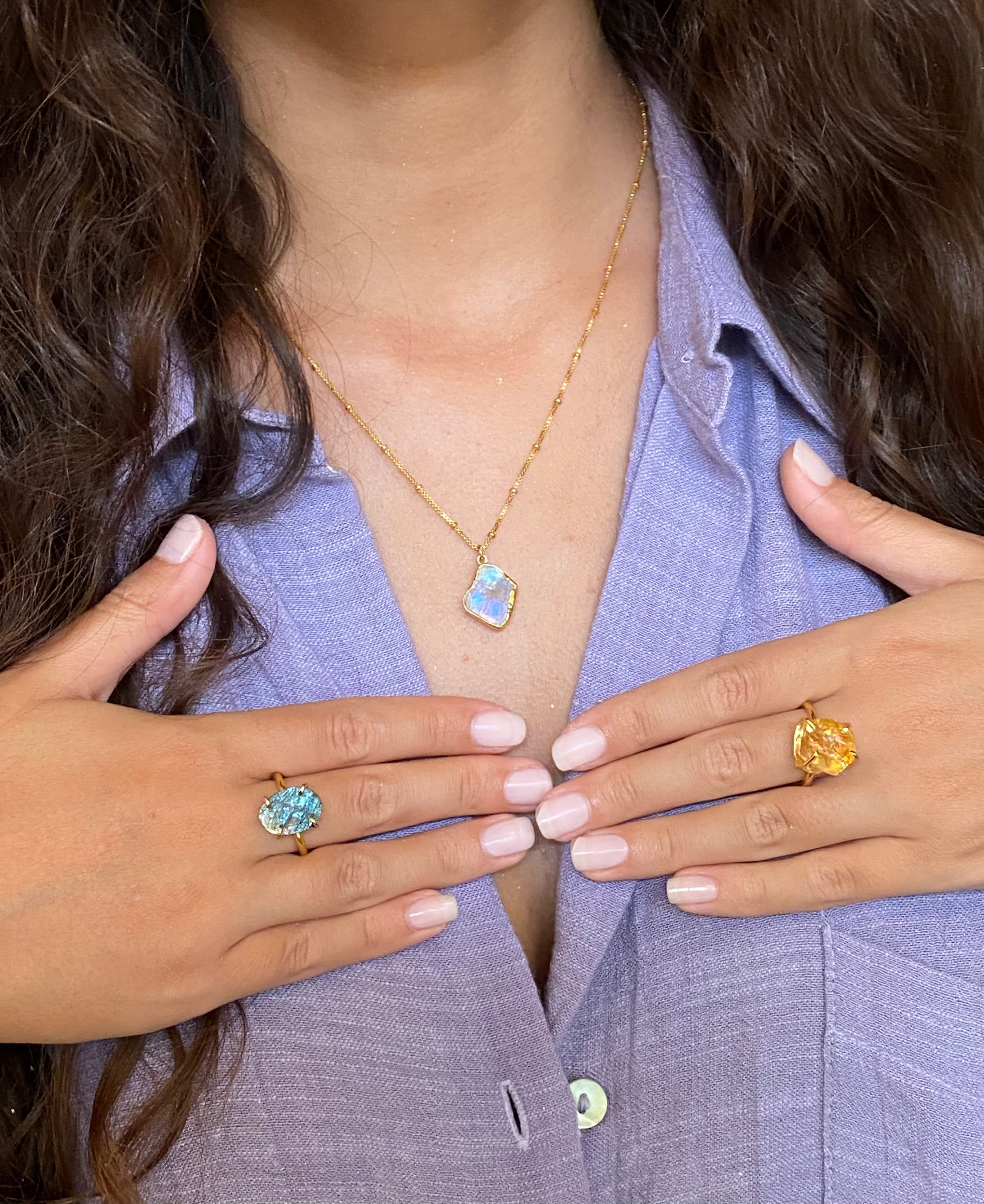 ALLY - Raw Labradorite Ring 18K (temporarily discontinued)
